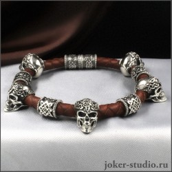 МУЖСКОЙ БРАСЛЕТ из КОРИЧНЕВОЙ КОЖИ с ЧЕРЕПАМИ и СЛАВЯНСКИМИ ШАРМАМИ СВАРОГА КОНХОБАР